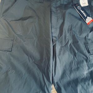 New Men’s Wrangler Tag Highland Shorts Sz 44 Cargo Pockets Retail $30